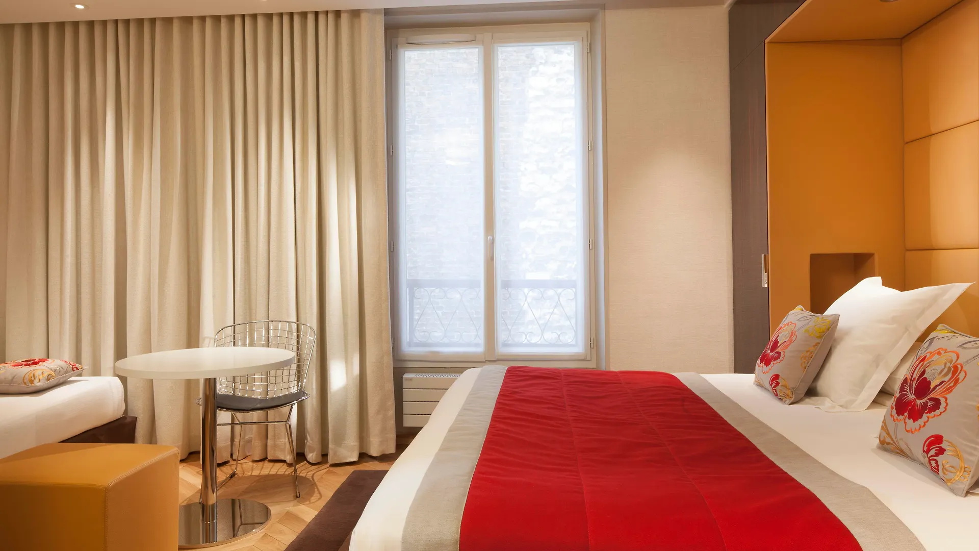 Tourisme Avenue Hotell Paris