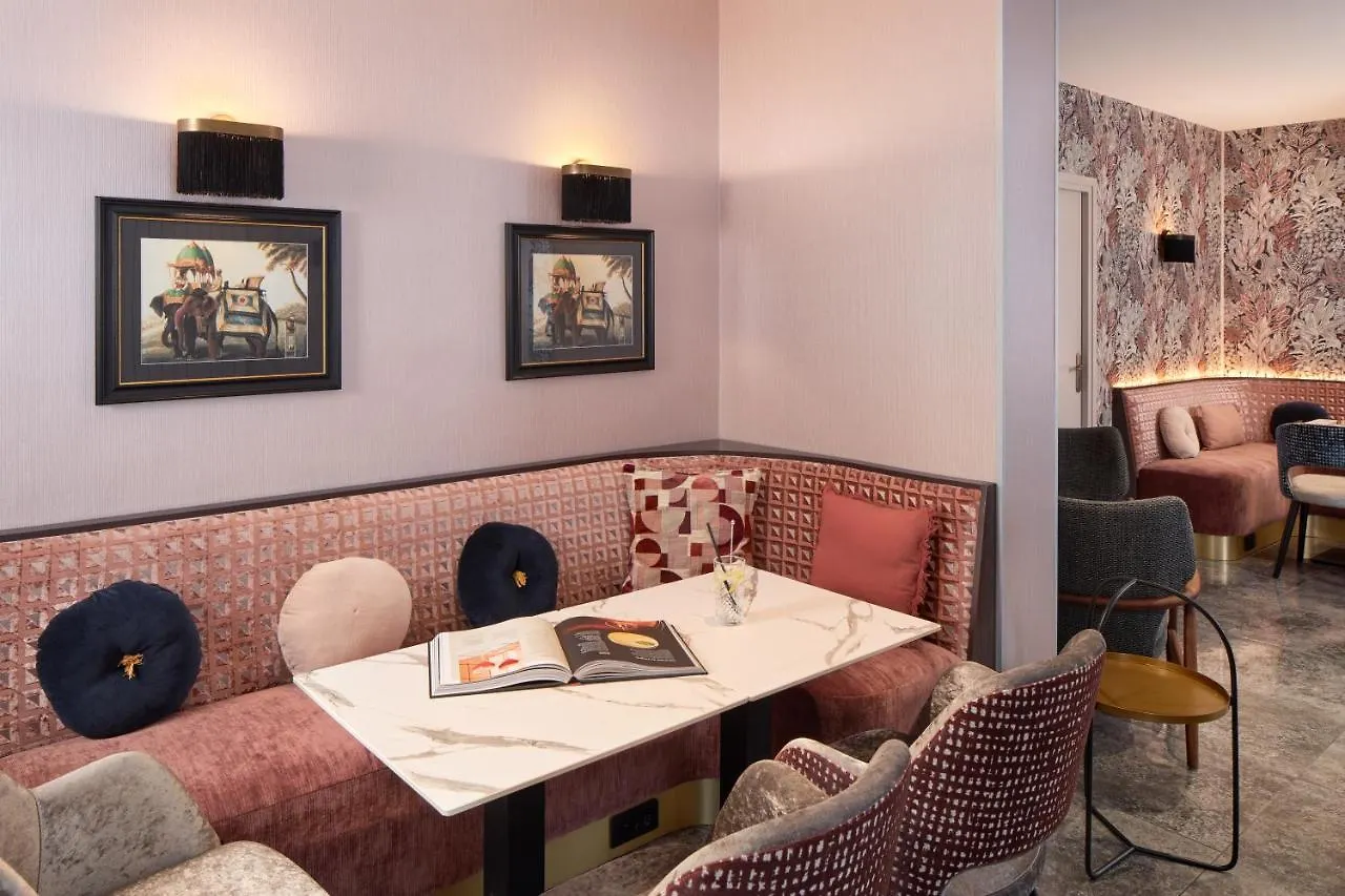 Hotell Tourisme Avenue